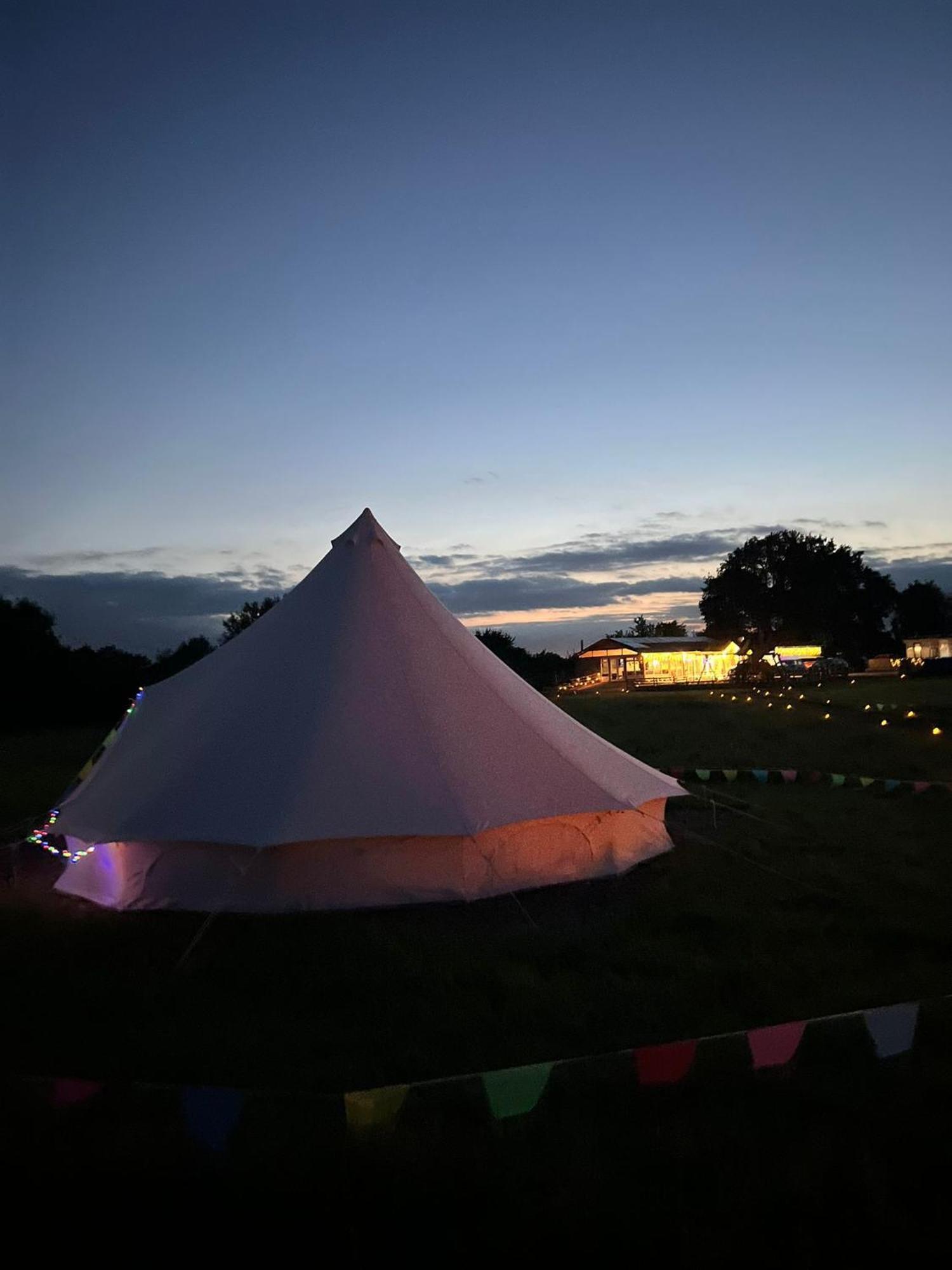 Country View Camping Bratton Екстер'єр фото